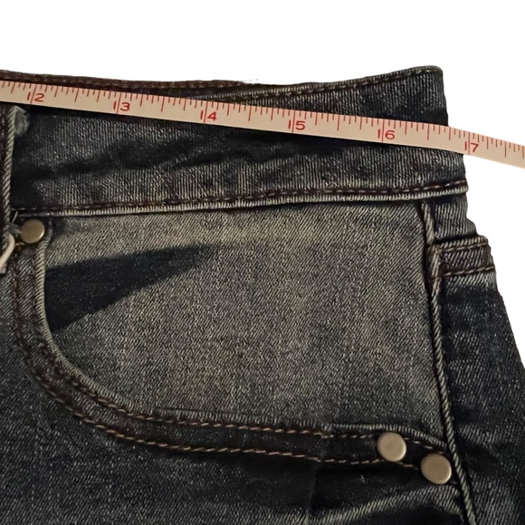 Flamingo. Jeans Flamingo Medium Wash Wide Leg Pocket Detailing Jeans Size Xl Poshmark